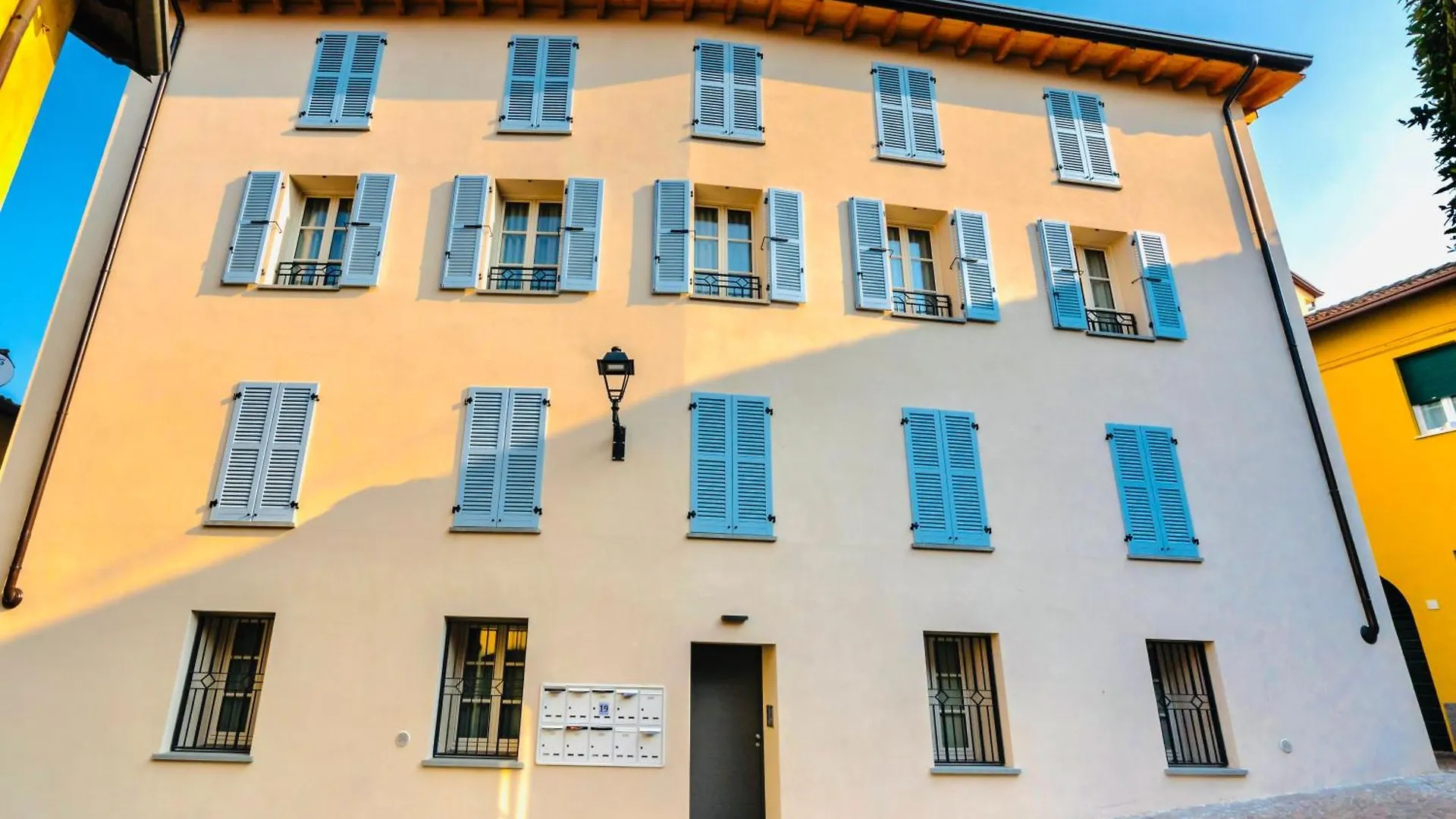 Iseo Lake - Free Wi-Fi And Private Parking Included 0*,