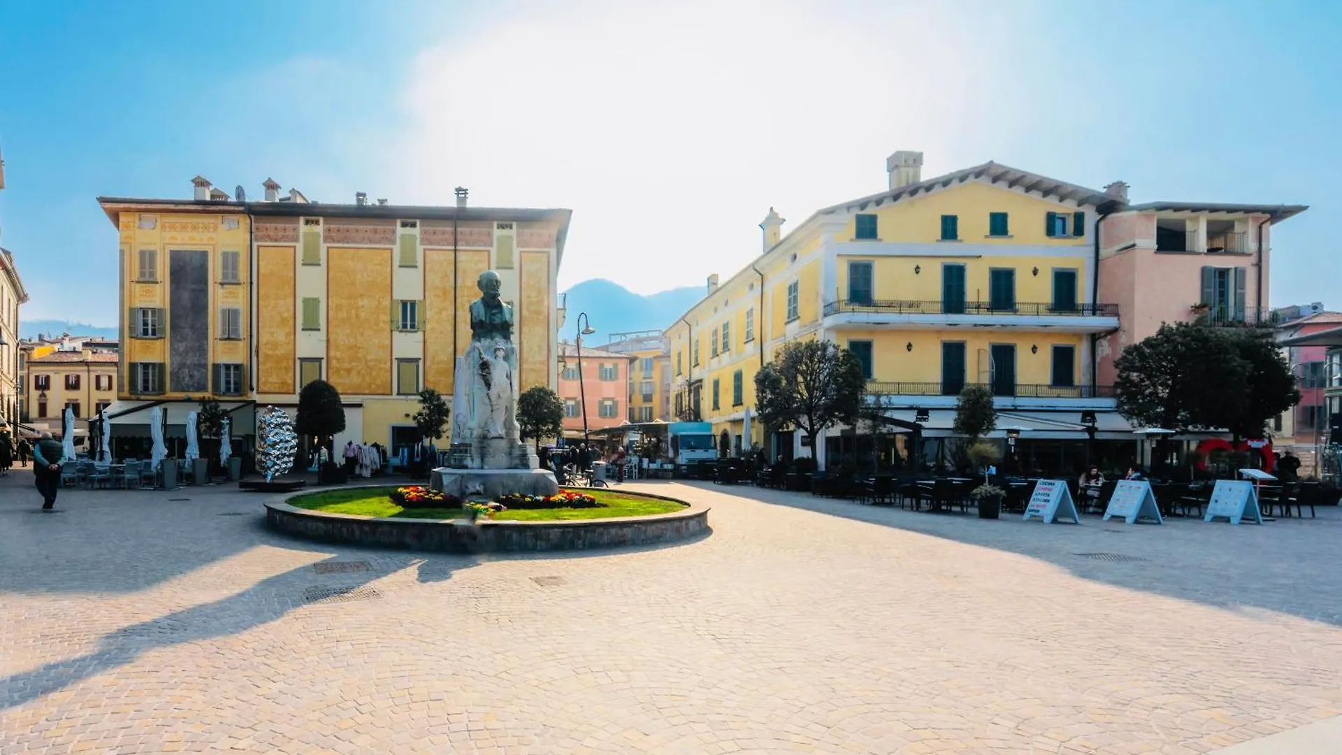 Iseo Lake - Free Wi-Fi And Private Parking Included Apartment